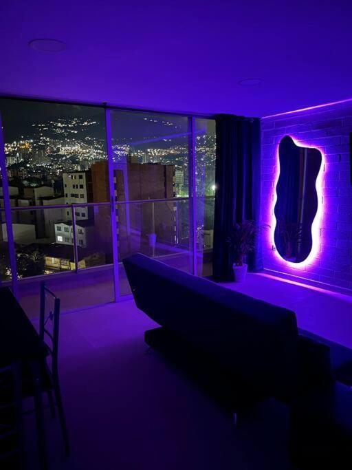 Apartamento Mirador Del Laureles, Ac, Piscina, Parqueadero 701 Medellín